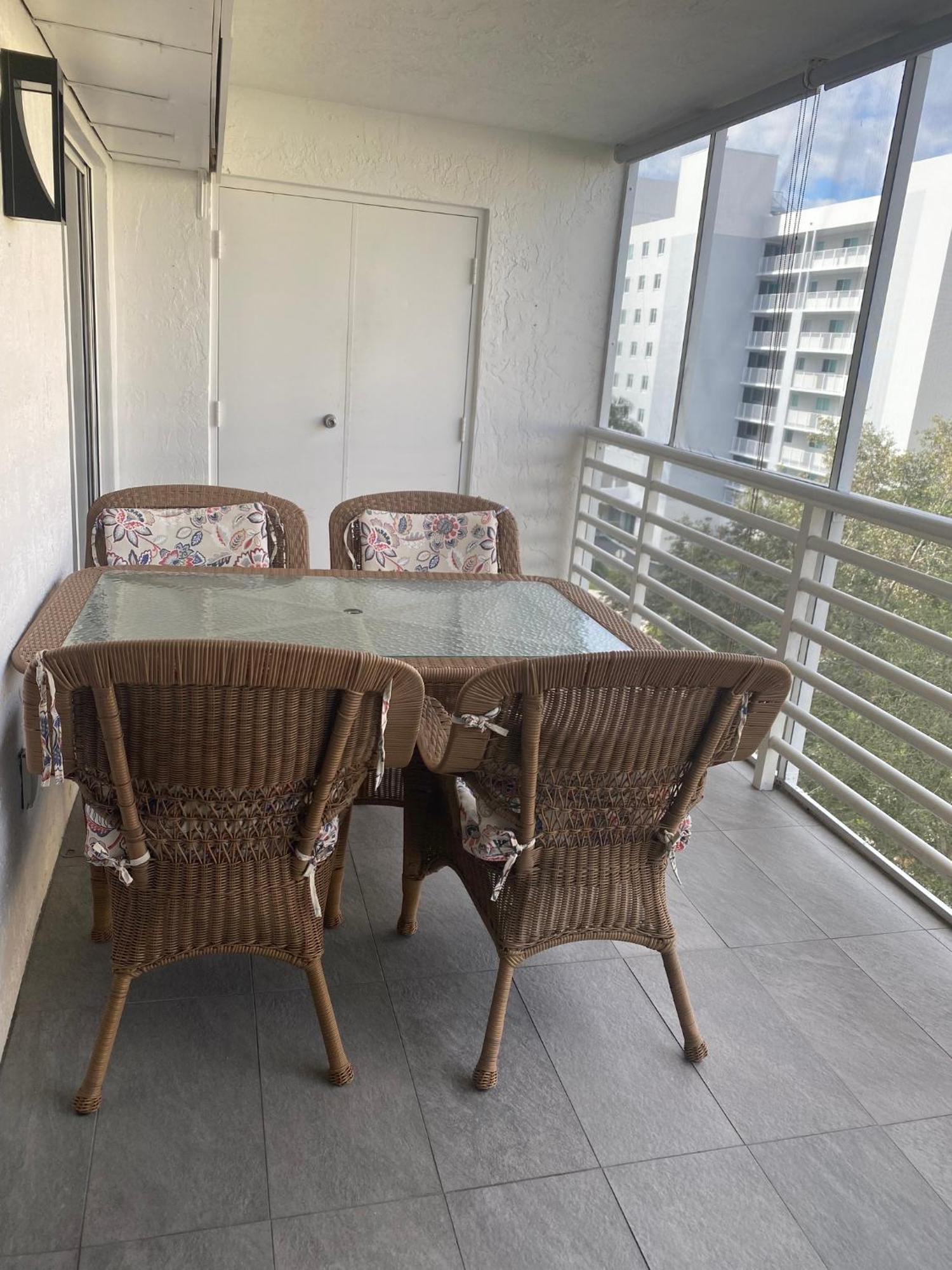Le Frontenac Βίλα Sunny Isles Beach Εξωτερικό φωτογραφία