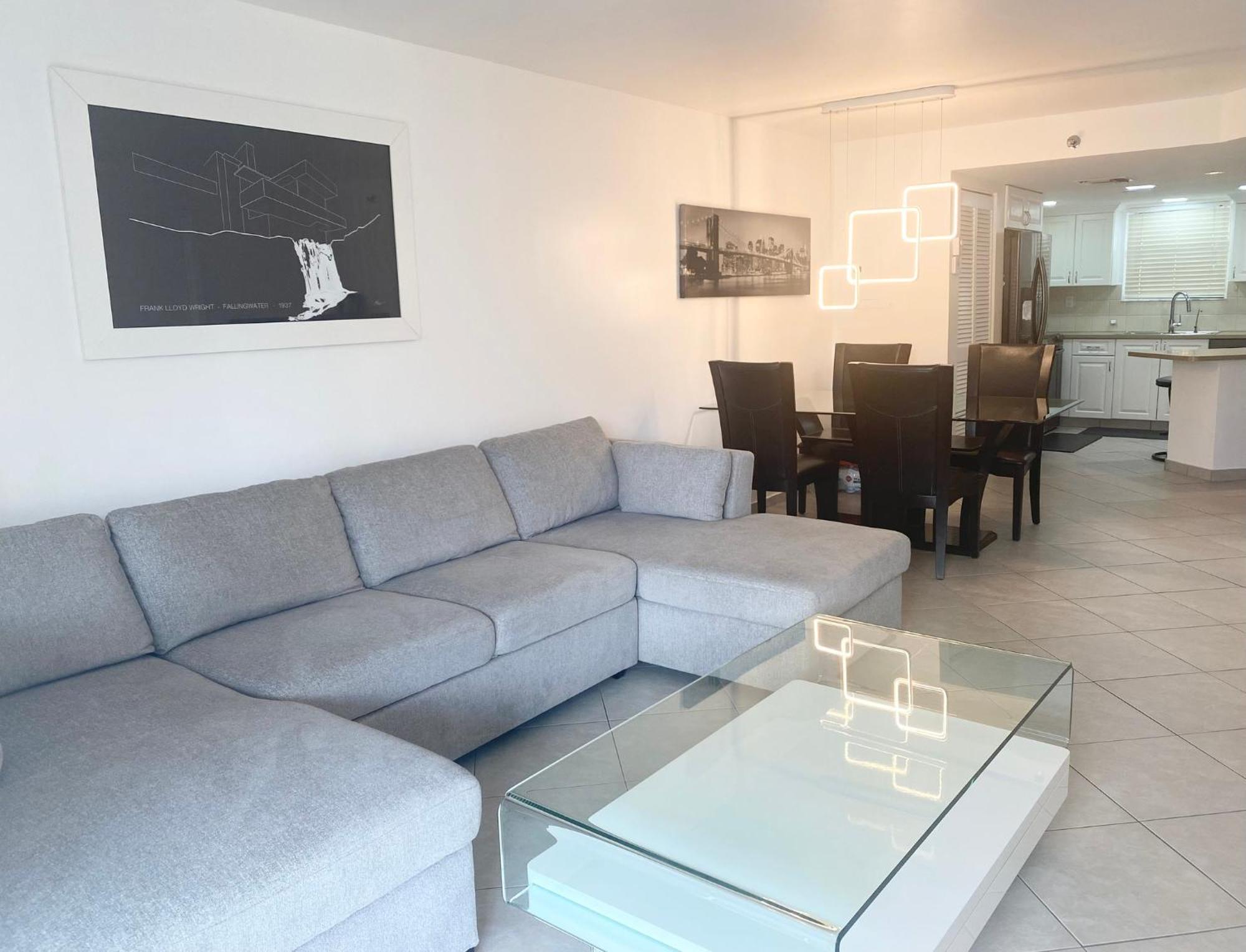 Le Frontenac Βίλα Sunny Isles Beach Εξωτερικό φωτογραφία